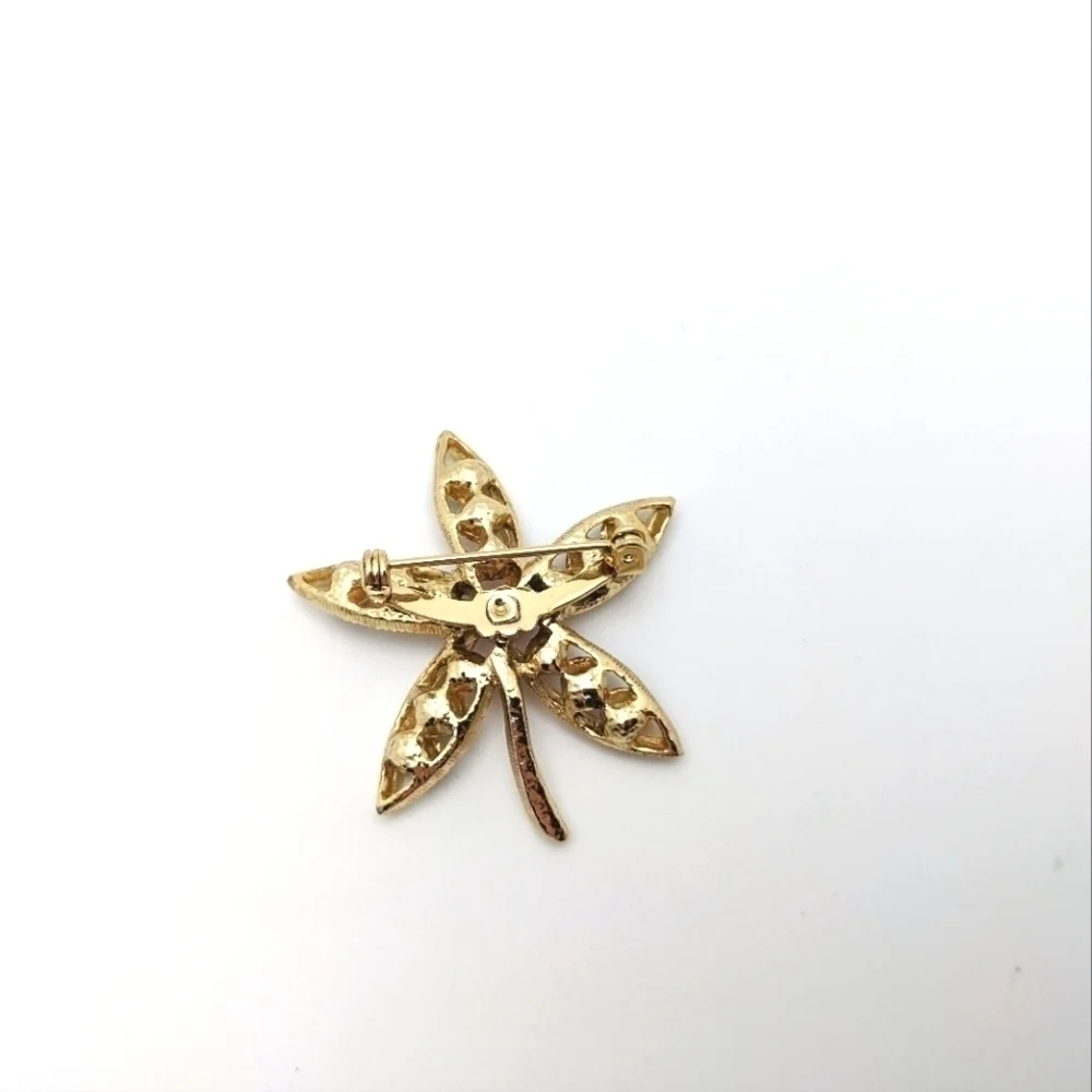Vintage 70s Flower Brooch Red White Blue